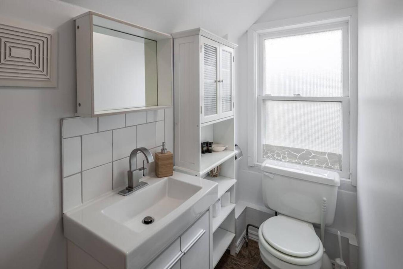 The Loft At Hiltz House Apartment Halifax Bagian luar foto