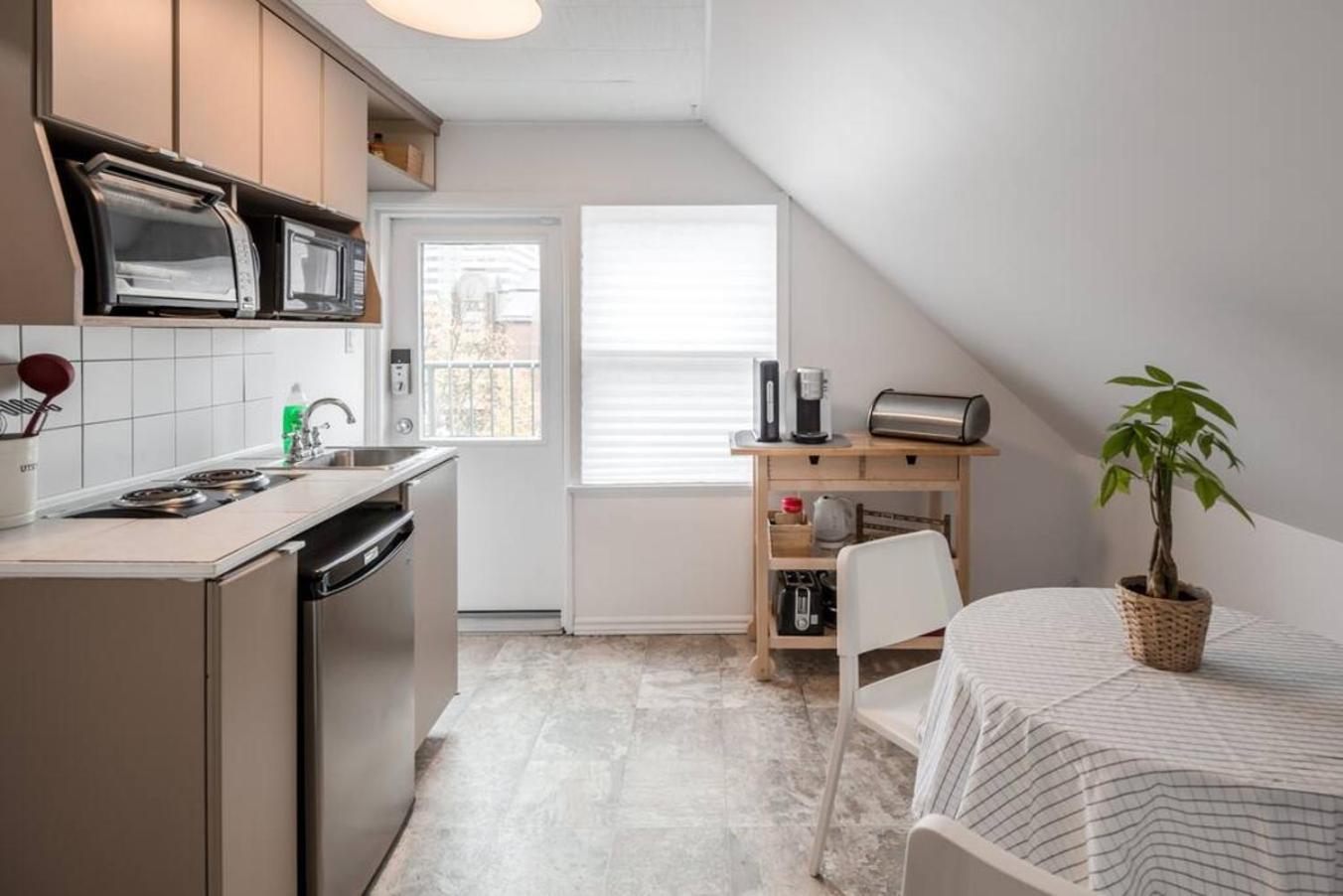The Loft At Hiltz House Apartment Halifax Bagian luar foto